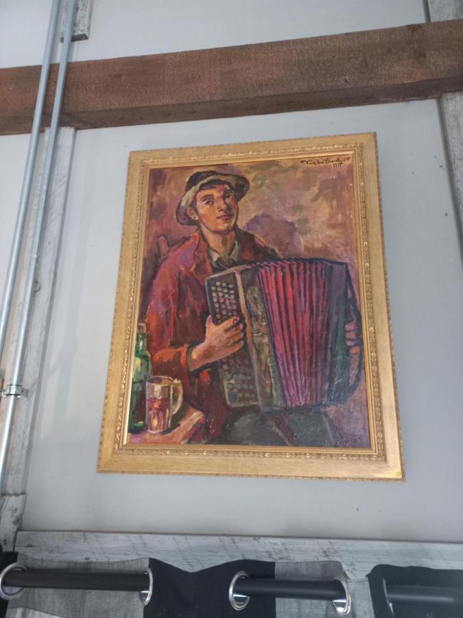 Accordeon Apartment Visoko Bagian luar foto